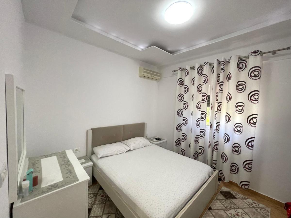 Luigi S Fairyview Apartment Sarande Exterior photo