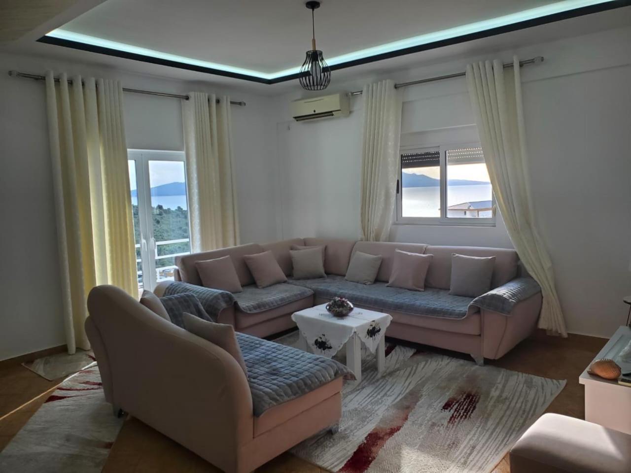 Luigi S Fairyview Apartment Sarande Exterior photo